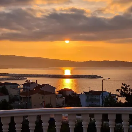 Angels View Luxury Family Apartment