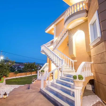 Apartment Angels View Luxury Family *